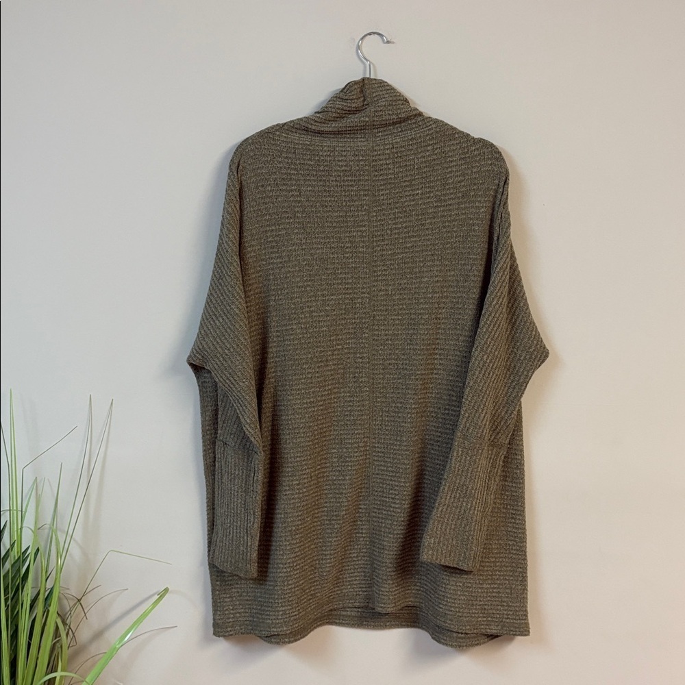 We The Free Kitty Thermal oversized sweater size XL - Picture 4 of 5